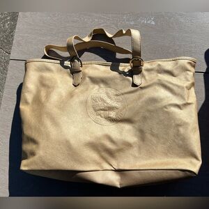 Excellent Vince Camuto Gold Zipper Bag